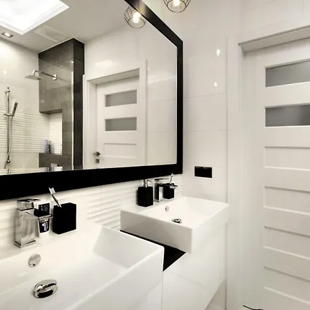 P&o Serviced Solec Varşova