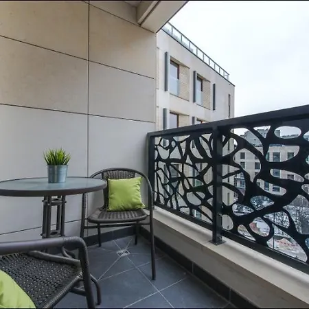 P&o Serviced Solec * Varşova