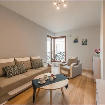 P&o Serviced Solec Varşova