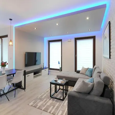 P&o Serviced Solec Warschau