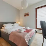 P&o Serviced Solec Apartament *