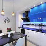 P&o Serviced Solec Apartament