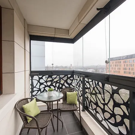 아파트 P&o 서비스드 아파트먼트 솔렉 바르샤바